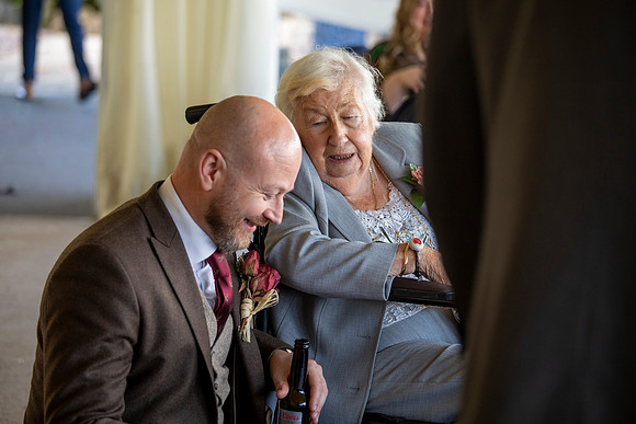 bobbie & liam helen j rose photography 0x2a7878156