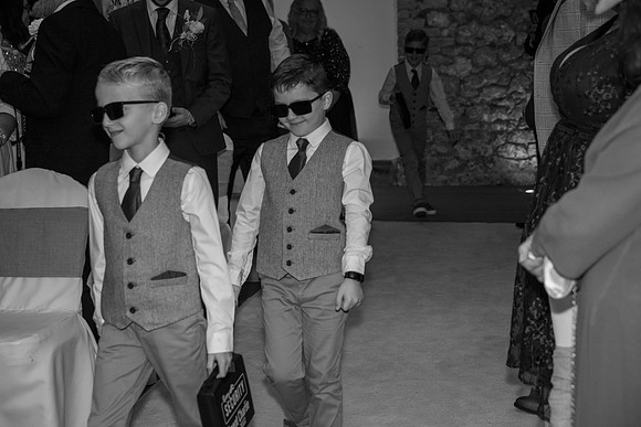 bobbie & liam helen j rose photography 0x2a7646034