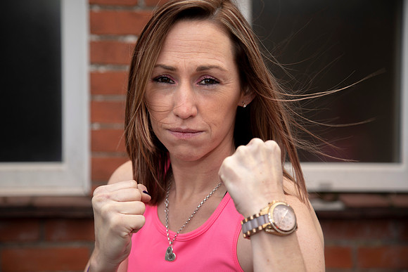 pink collar boxing-mind-charity boxing-teacher of the year-welsh photographer (65)
