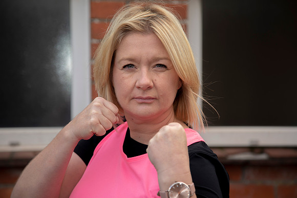 pink collar boxing-mind-charity boxing-teacher of the year-welsh photographer (89)