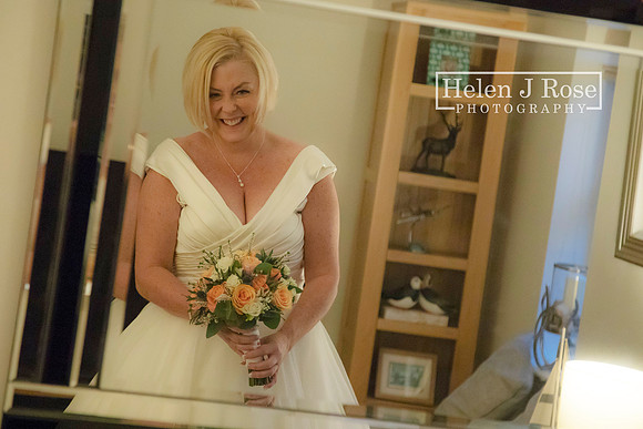 south wales wedding photographer-cardiff wedding photographer-cardiff museum wedding-pontypridd wedding photographer-jimjane (188)