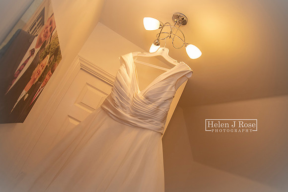 south wales wedding photographer-cardiff wedding photographer-cardiff museum wedding-pontypridd wedding photographer-jimjane (11)