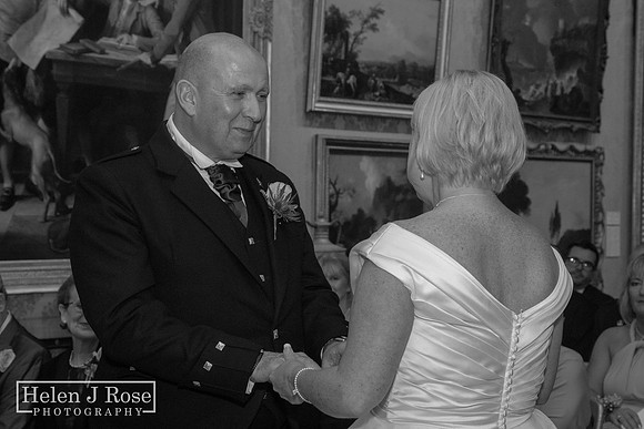 south wales wedding photographer-cardiff wedding photographer-cardiff museum wedding-pontypridd wedding photographer-jimjane (288)