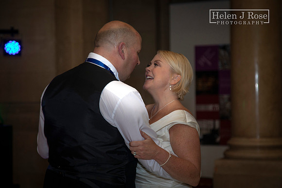 south wales wedding photographer-cardiff wedding photographer-cardiff museum wedding-pontypridd wedding photographer-jimjane (656)